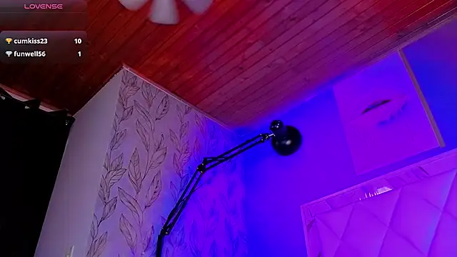 Dannyhot_ live cam on StripChat