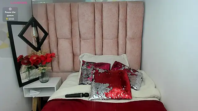 Issa_Milf__ webcam