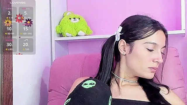 MilaWhitte webcam