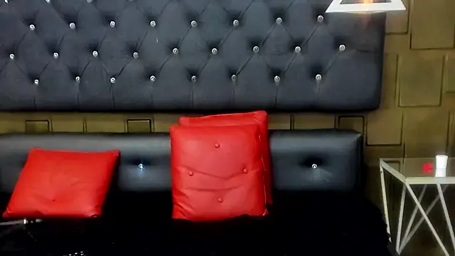 LennaCruz webcam