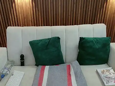 feelena_mysoull webcam