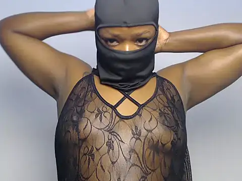 Ebony_heat webcam