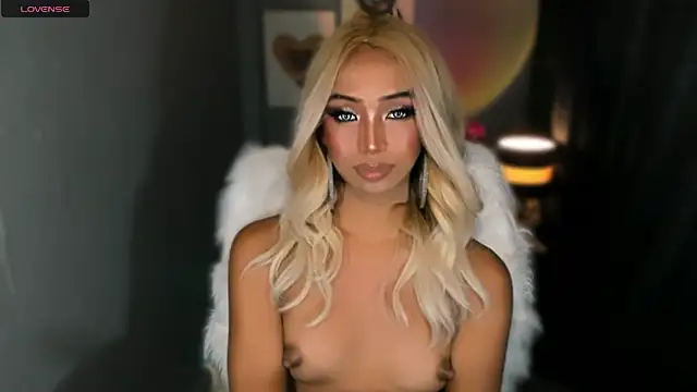 Attractive_Goddess_Isla webcam
