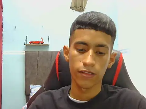 Angelstripboy webcam