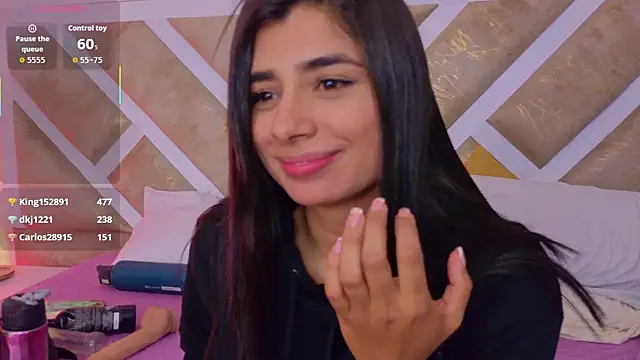 ZiaCalifa webcam