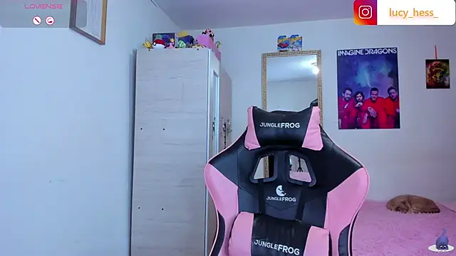Lucyy-hess webcam