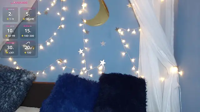 ayla-0 live cam on StripChat
