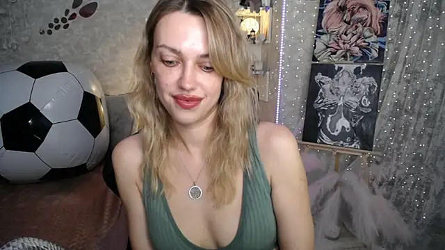 NickyAdamidi webcam
