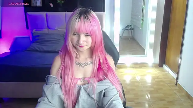 _Charlotte_Collins_ webcam