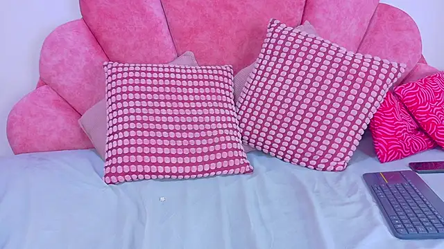 MyApril__ webcam