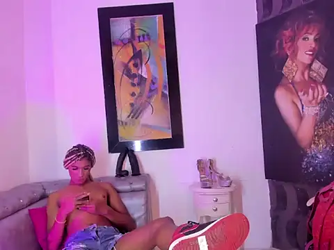 Ciara_HotTs webcam