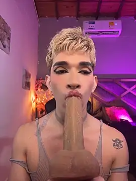 Cherry_zayden_ webcam