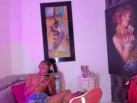 Ciara_HotTs webcam