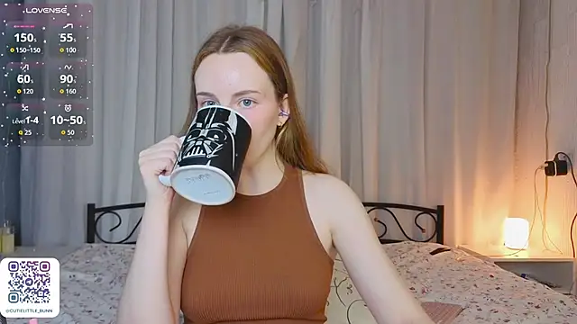 bae_cake_ webcam