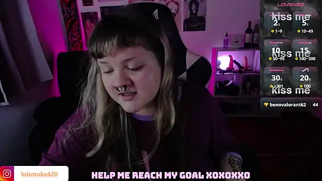 Bdsm_and_fries webcam