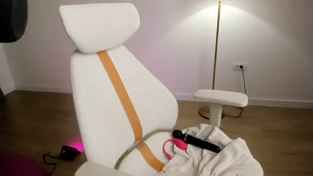 stacyluxxe webcam