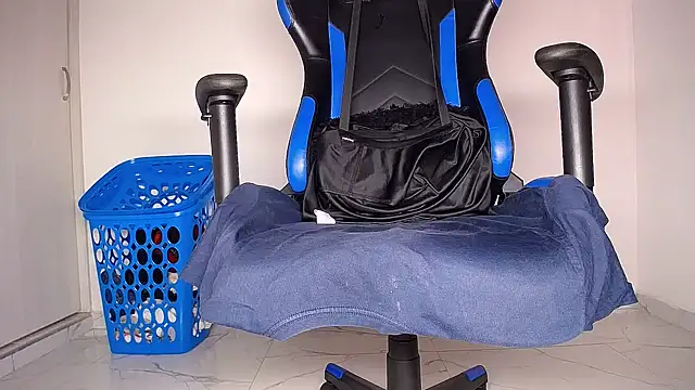 MAXJONES_2 webcam