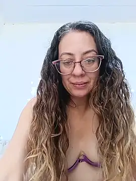 miss_hanna07 live cam on StripChat