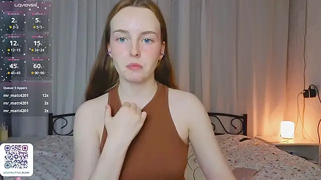 bae_cake_ webcam