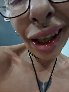 FrozenWaffle webcam