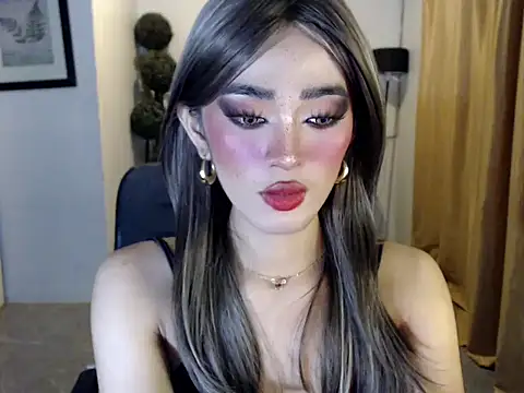 Model: lavandermilk