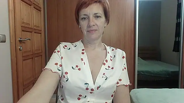 LoraLoraMay webcam