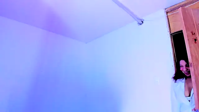 Emily_Coper18