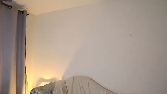 Velvet_Raze's room