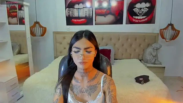 AriadnaSweet_'s room