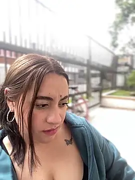 IvySanchez_Pinkk