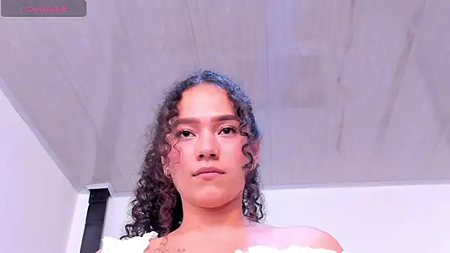 amaranta_f00x