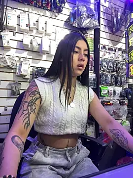 emily 24x