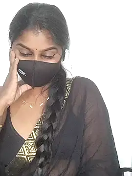 Tamil_Azhaghi webcam