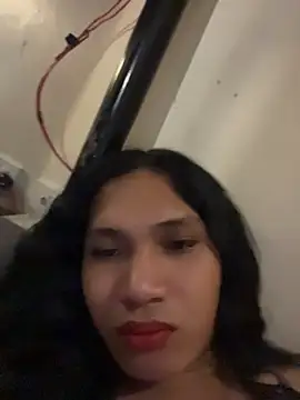 slutty_aki webcam