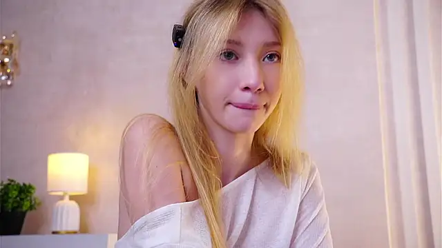sunnivacovil (F teen) - 💕Spit on naked boobs with ahegao💕