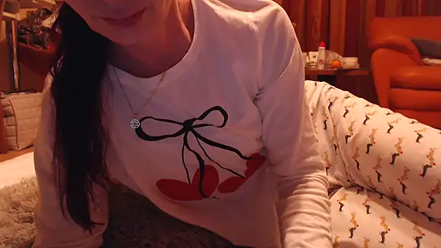 LovelyAndraGirl webcam