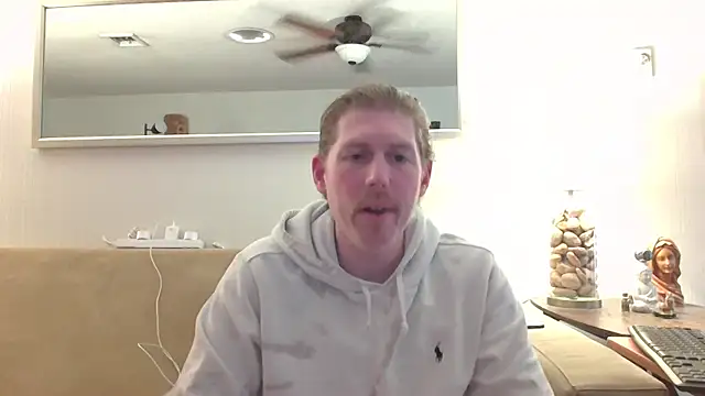 9VOLTT webcam
