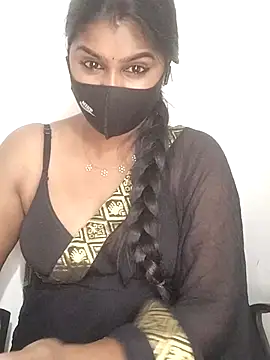 Tamil_Azhaghi webcam