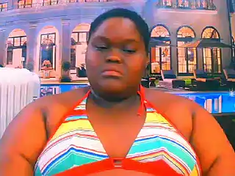 EbonyHotBuns webcam