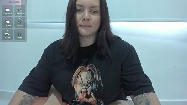 MiaCavalli__ webcam