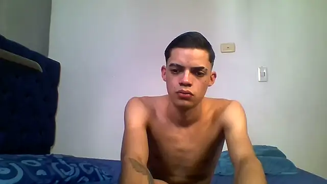 Latinos_2001 webcam
