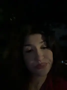 ScarletBloom_ webcam