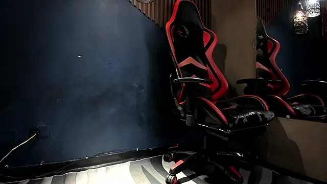 Boss_Domiinator webcam