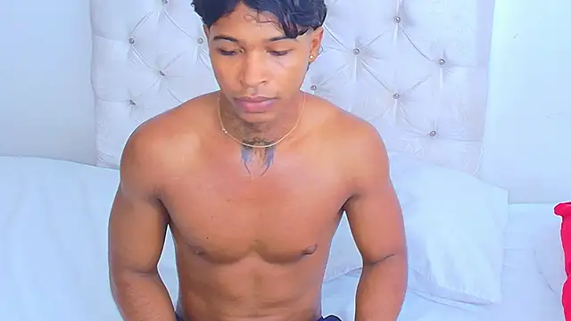 cassian_gold webcam