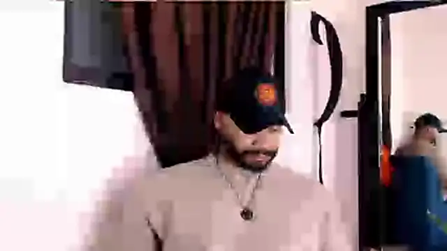 musclehetero webcam