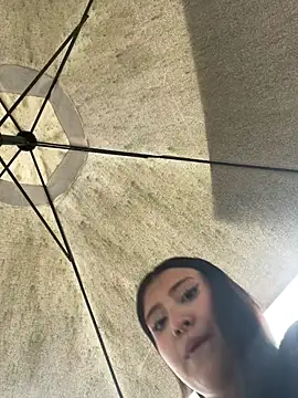 StrawberryPink_ webcam
