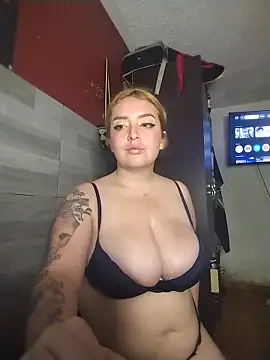 Deimoonblack26 webcam