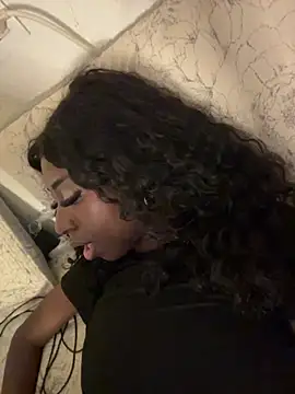 SpicySweetie webcam