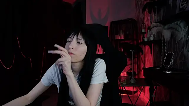 SeraphineSparda webcam