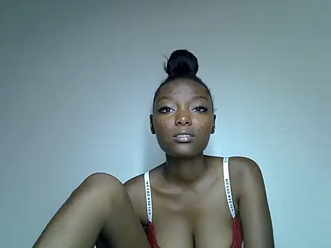 Tasha_Arianah webcam